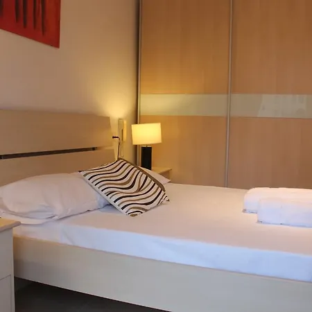 Gzira Apartman *